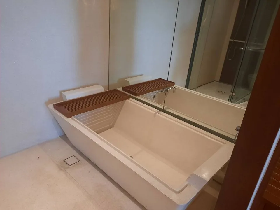 Property photos for Hansar Rajdamri