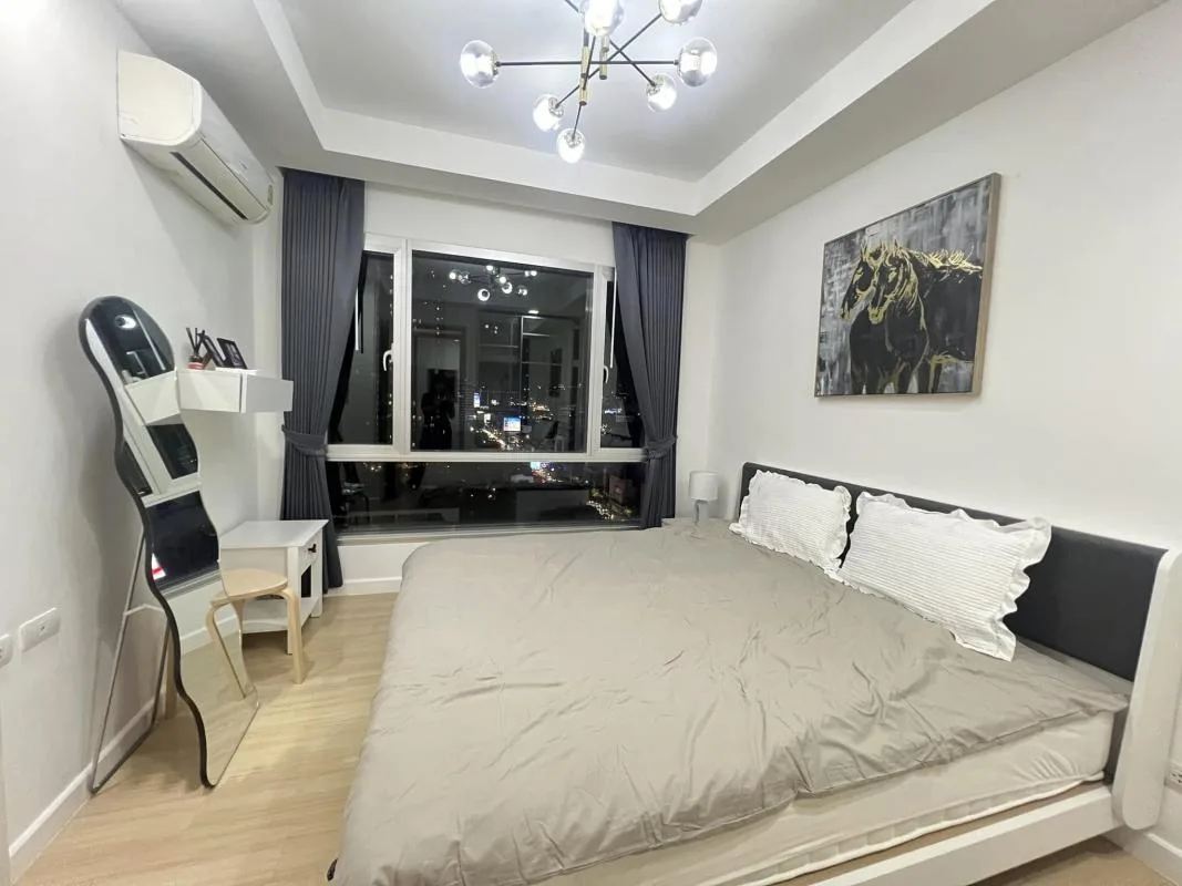 Property photos for Thru Thonglor