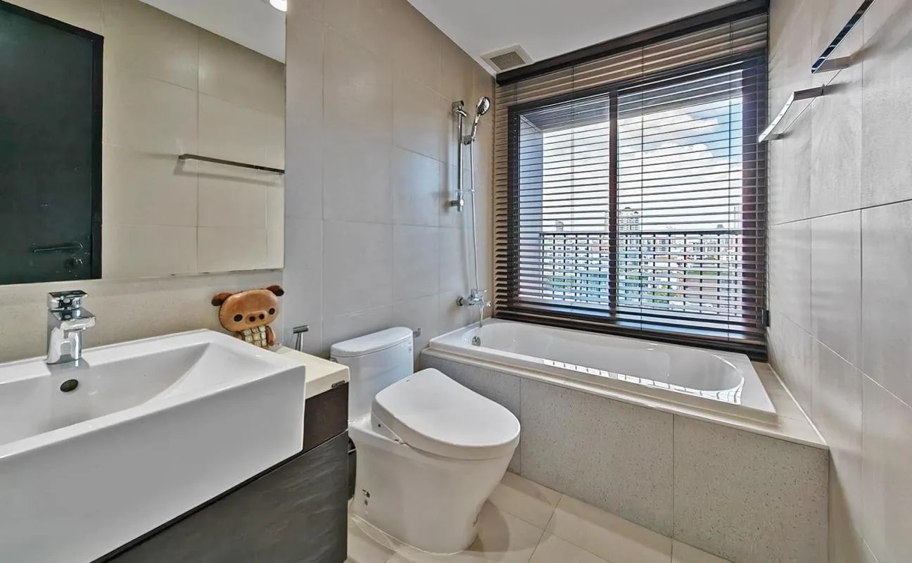 Property photos for Noble Remix