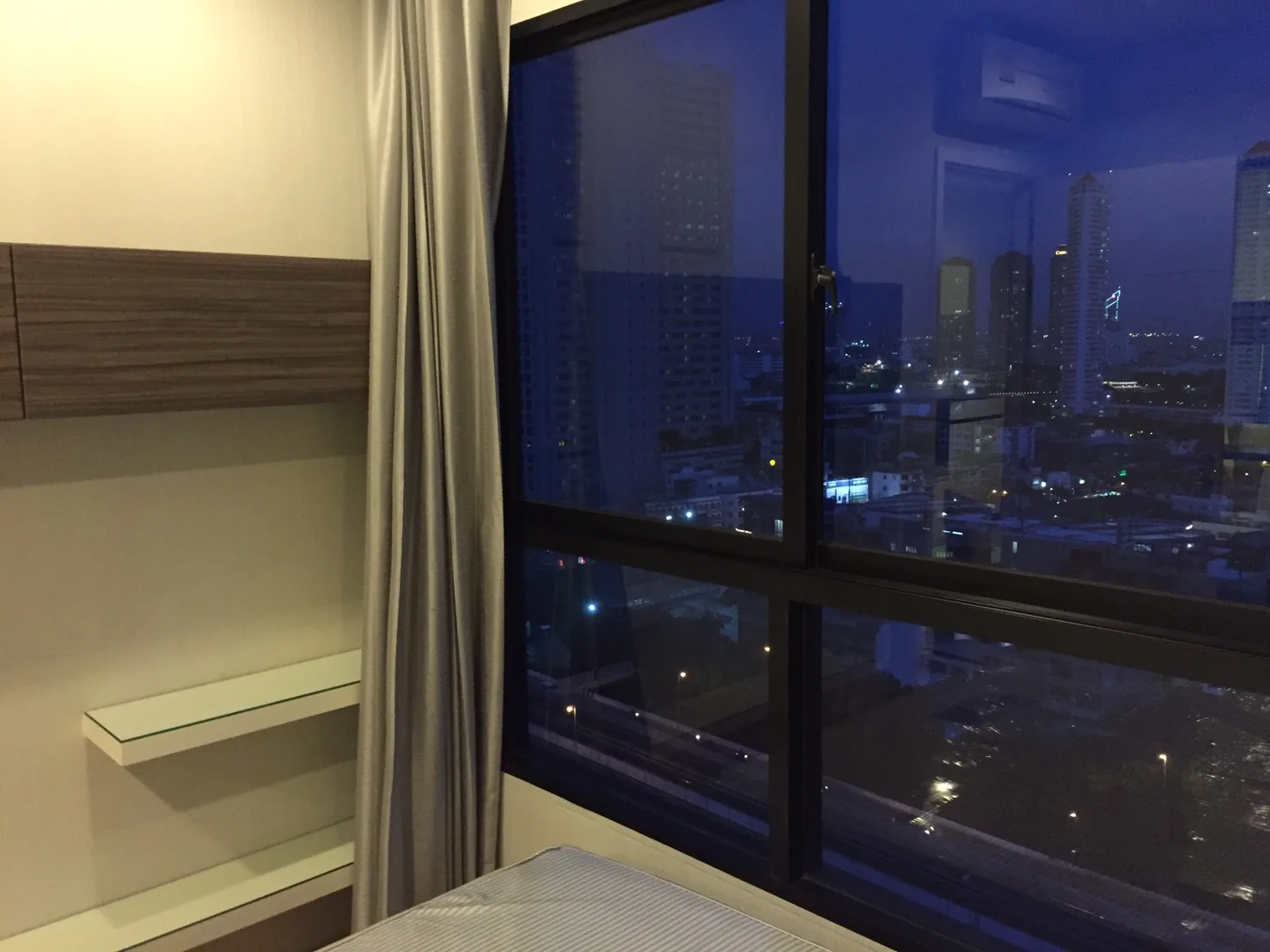 Property photos for Urbano Absolute Sathon - Taksin