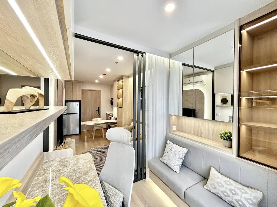 Property photos for Life Rama 4 - Asoke