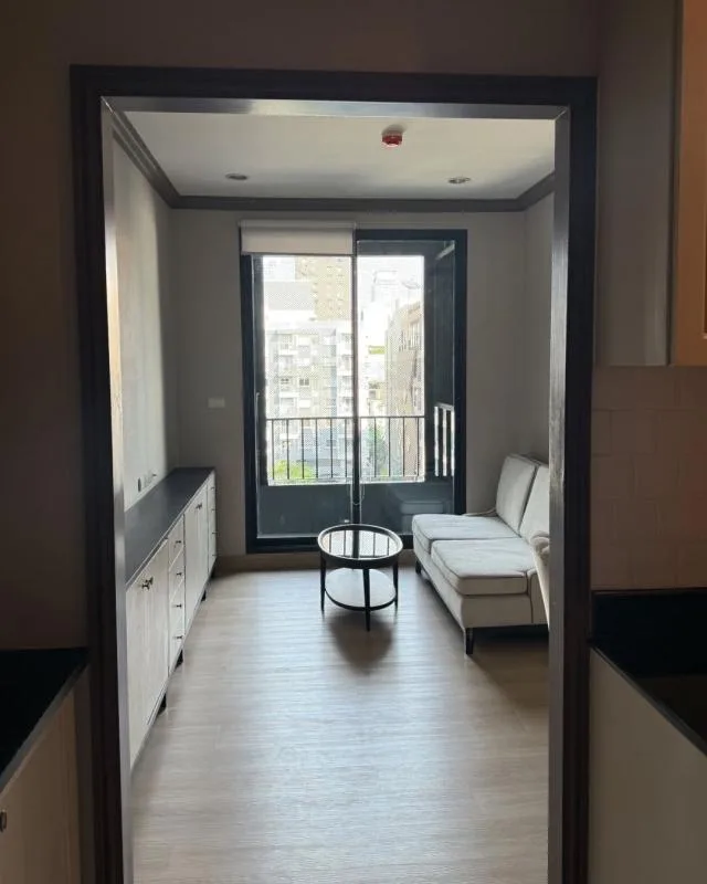 Property photos for The Reserve Kasemsan 3