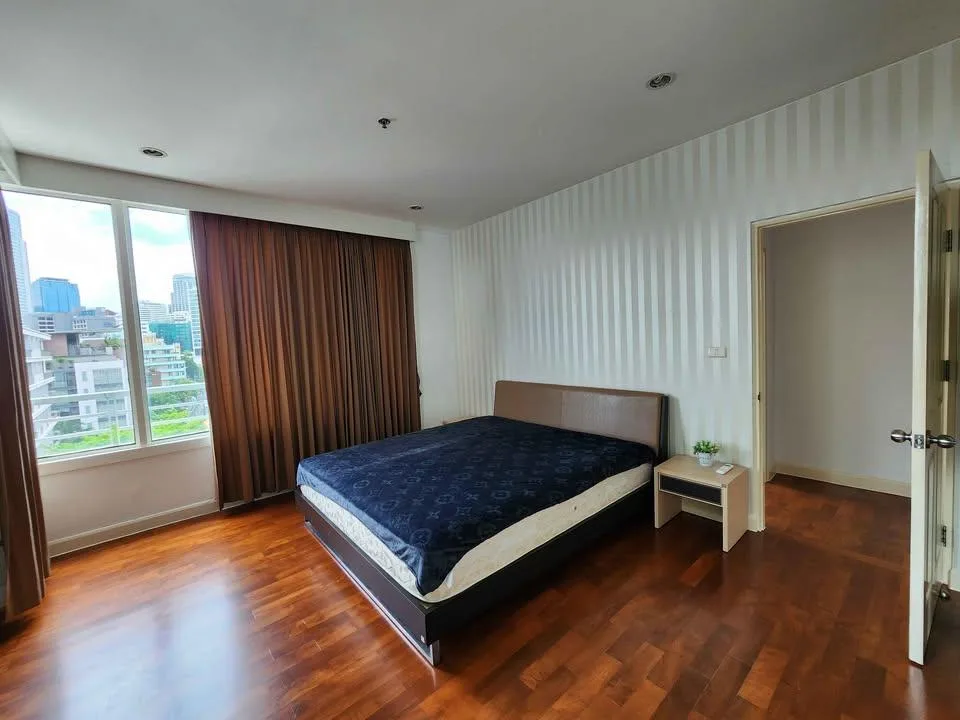 Property photos for Siri Residence