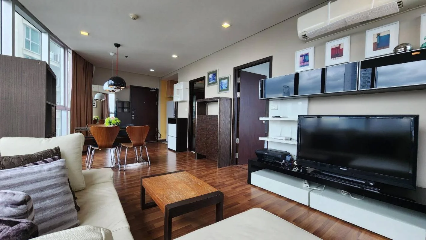 Property photos for Le Luk