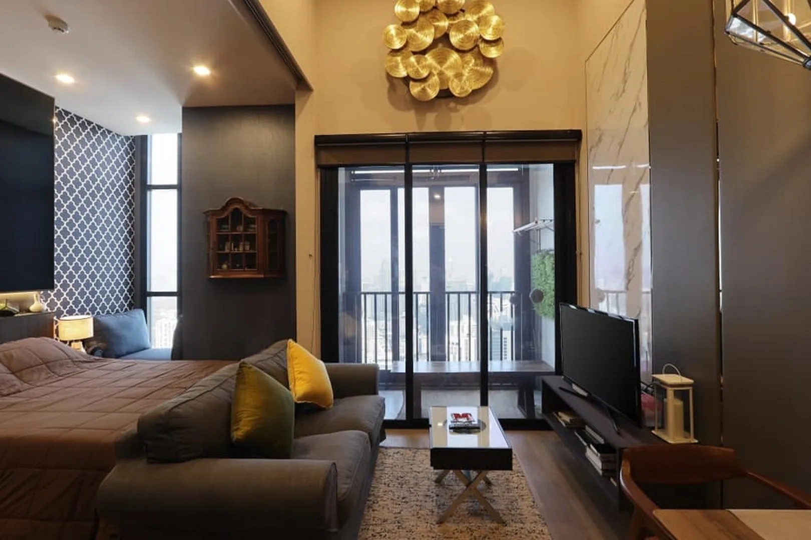 Property photos for Ashton Asoke