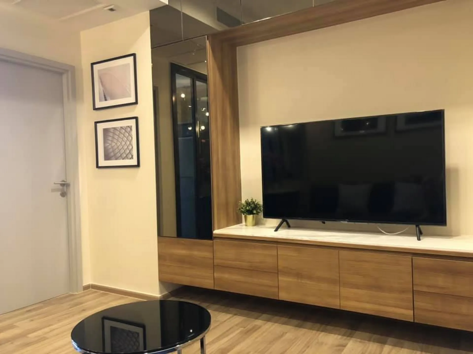 Property photos for THE LINE Jatujak - Mochit