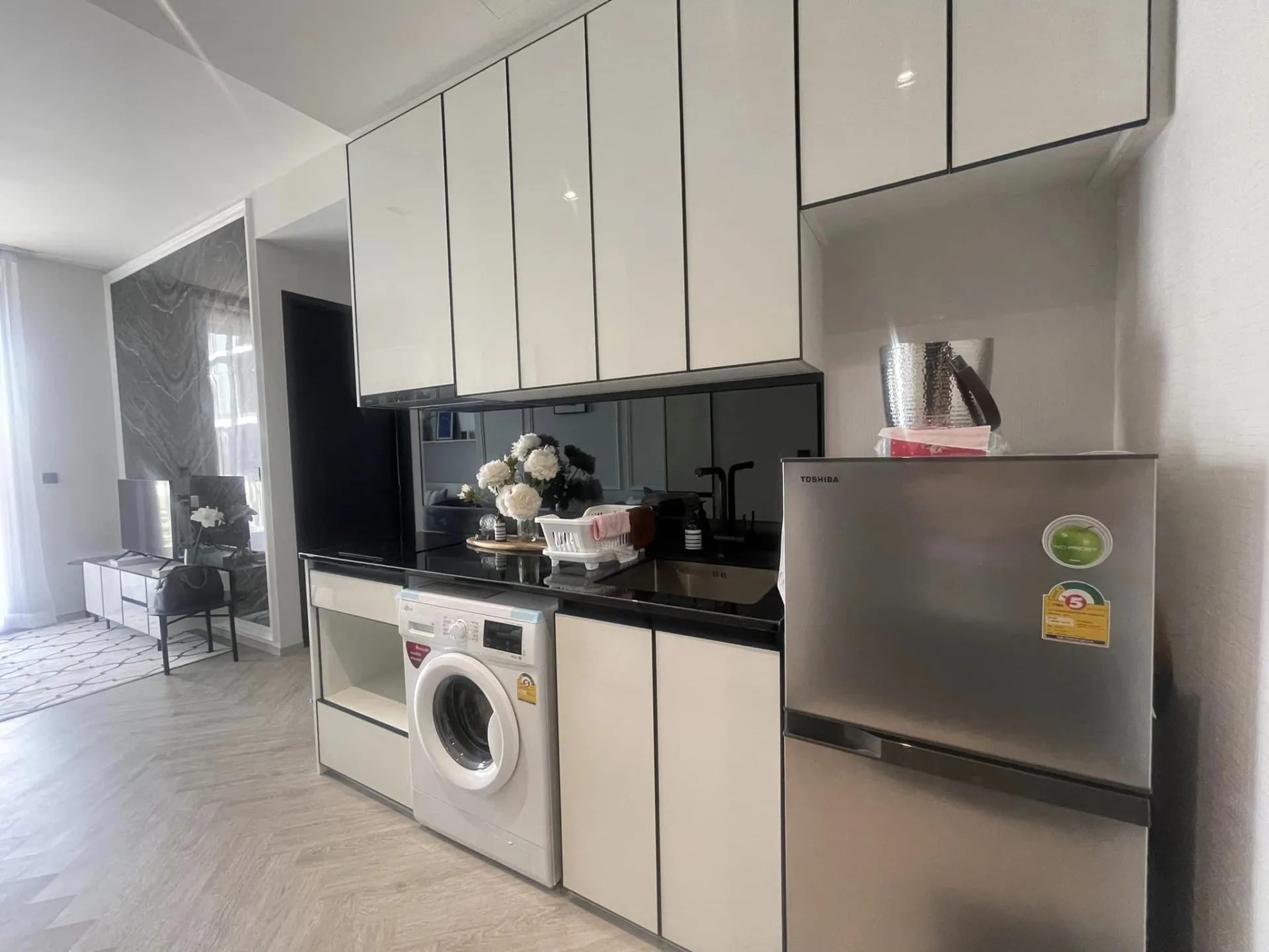 Property photos for Chapter Charoennakhorn-riverside