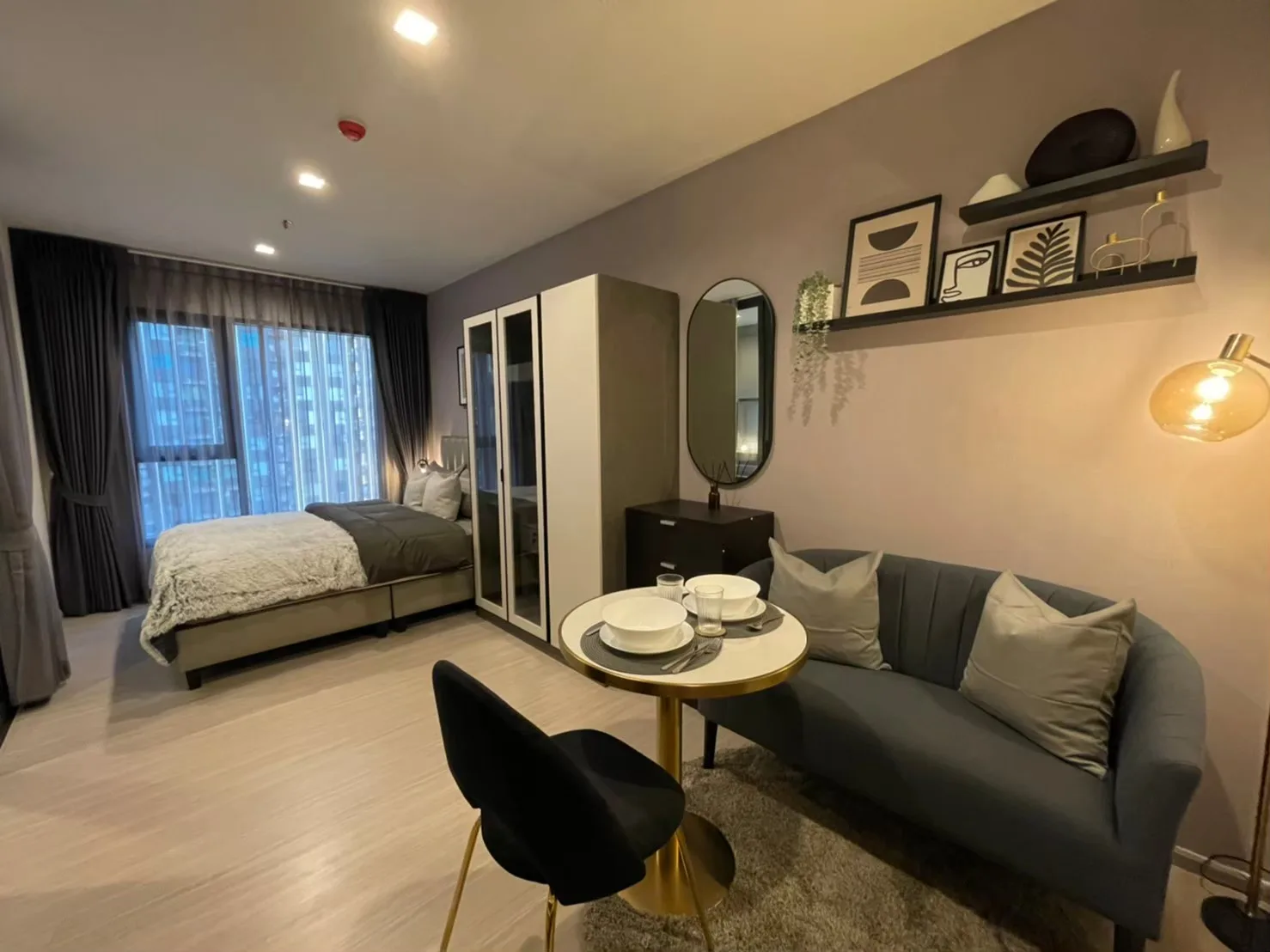 Property photos for Life Asoke Hype
