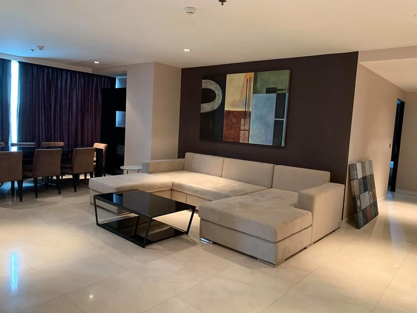 Property photos for Eight Thonglor Residence