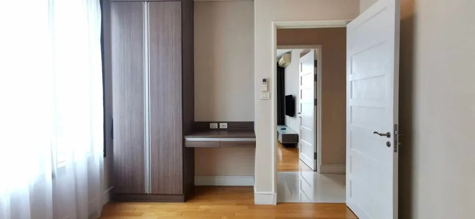 Property photos for Aguston Sukhumvit 22