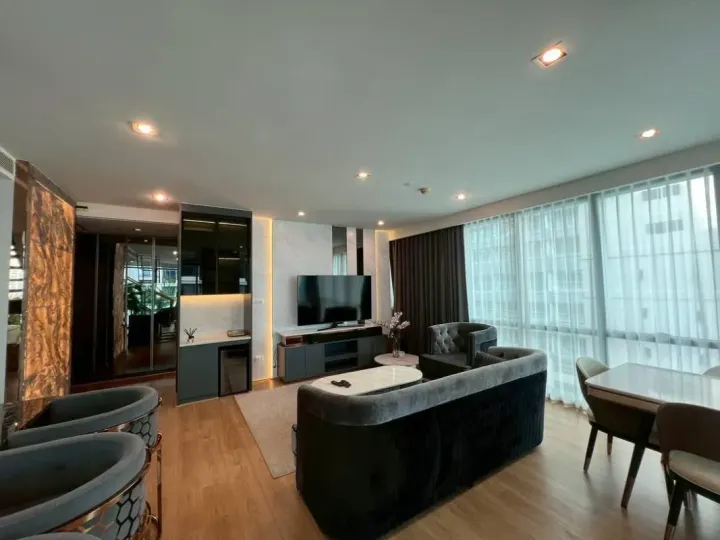 Property photos for The Room Sukhumvit 21