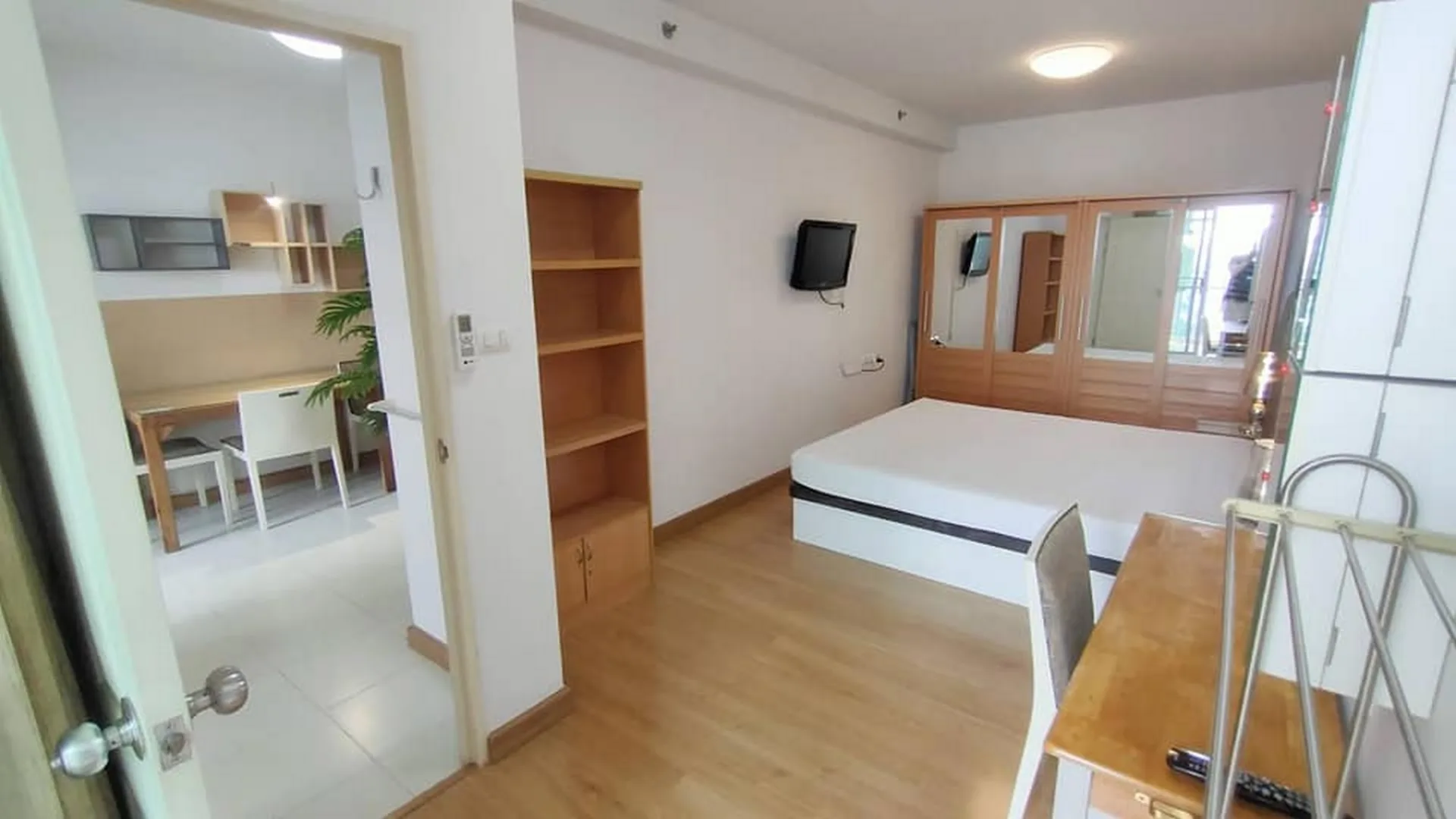 Property photos for Supalai Park Ratchayothin