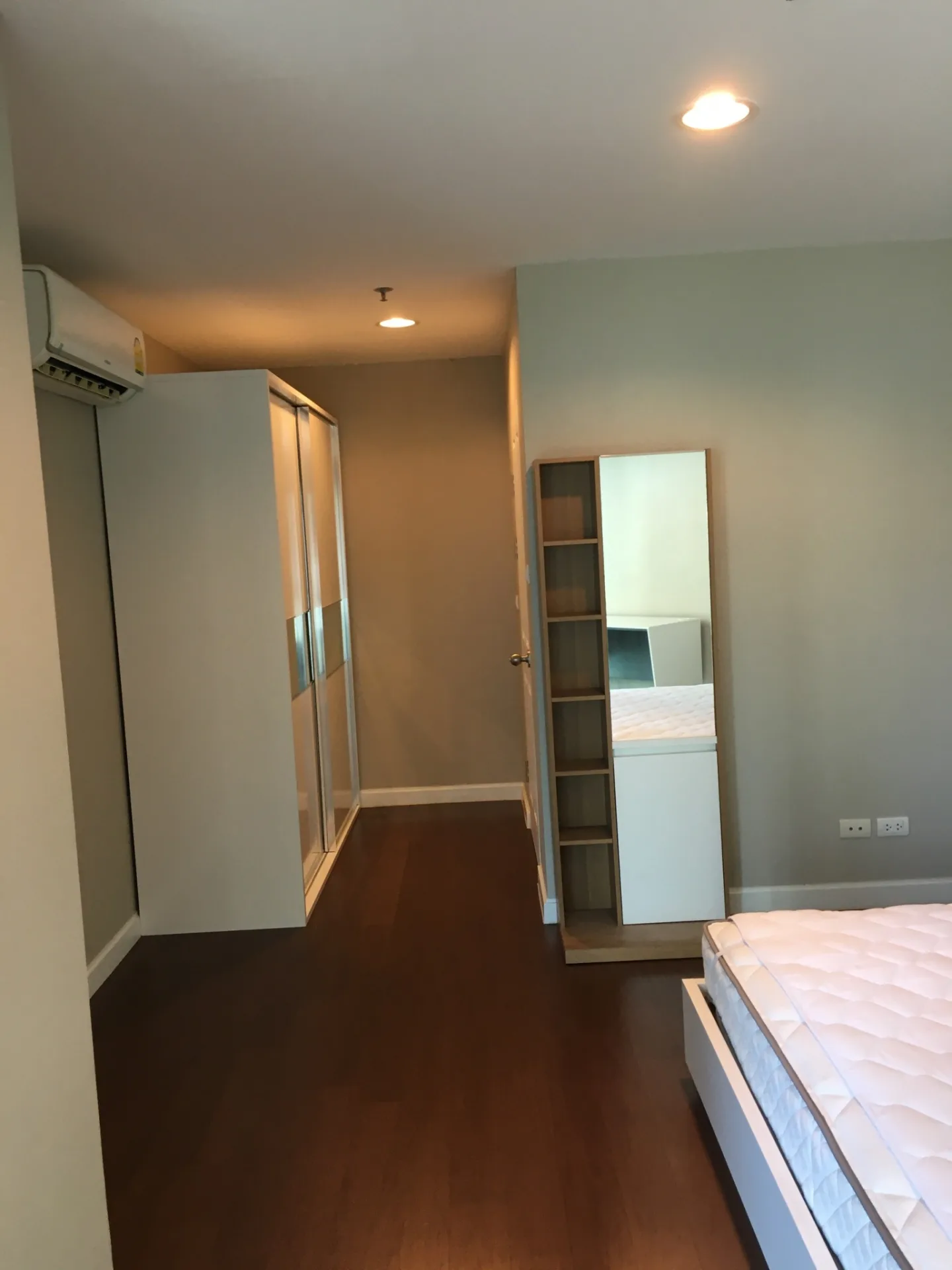 Property photos for Belle Grand Rama 9