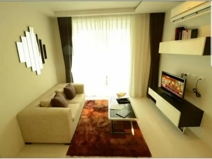 Property photos for Beverly 33