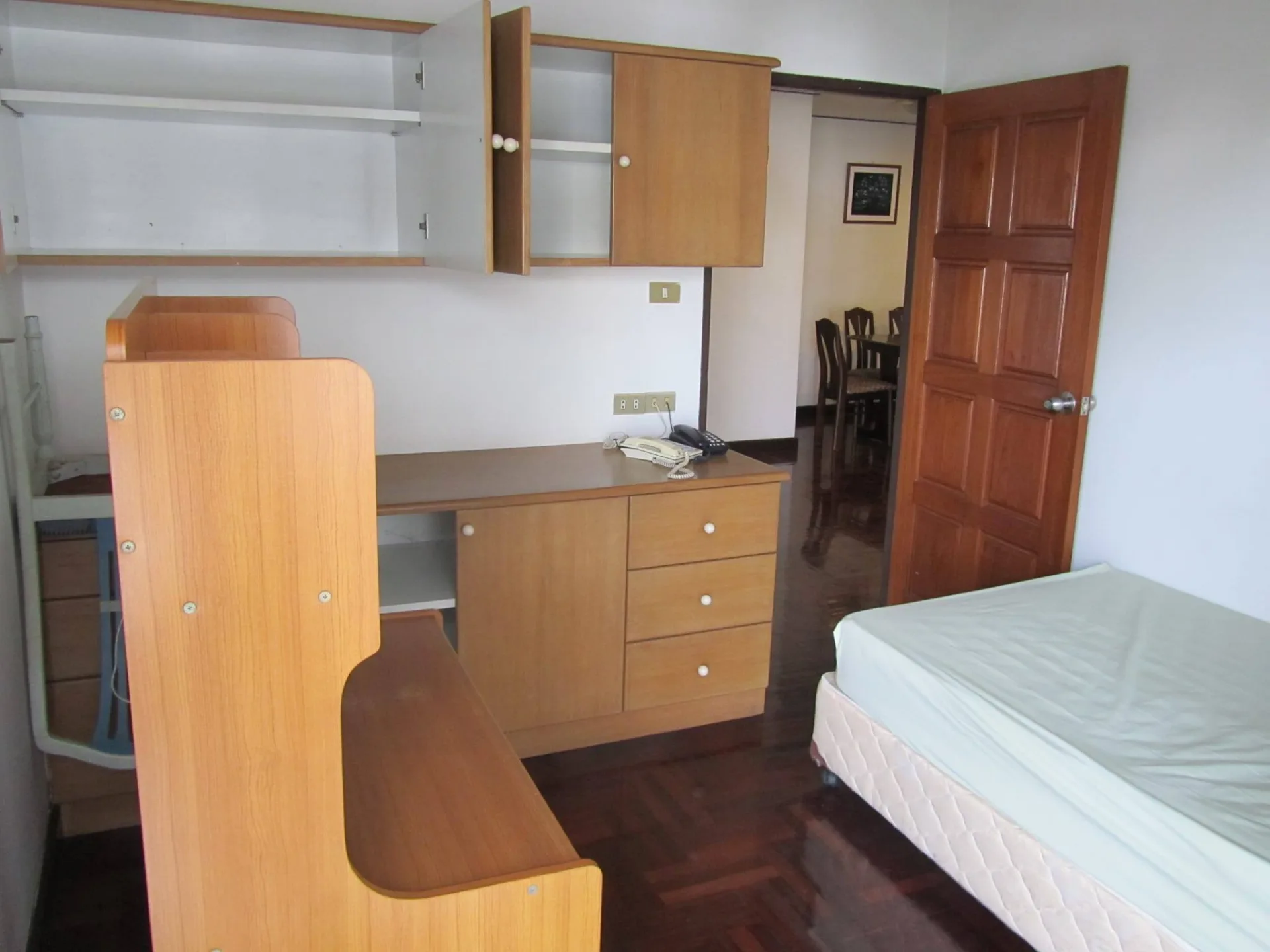 Property photos for Richmond Palace