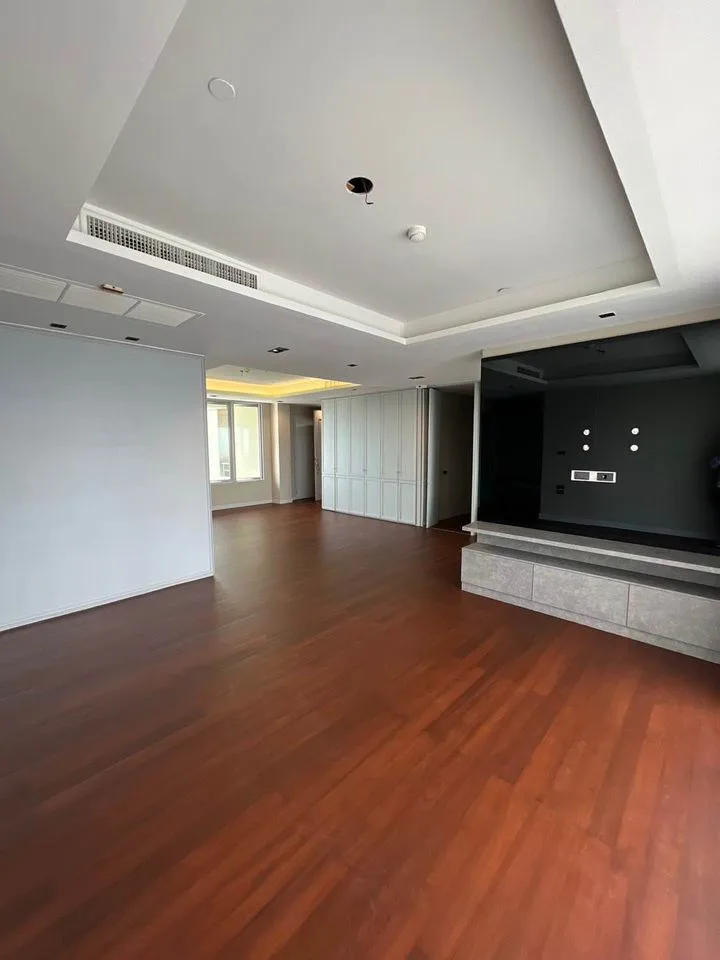 Property photos for Hampton Thonglor 10