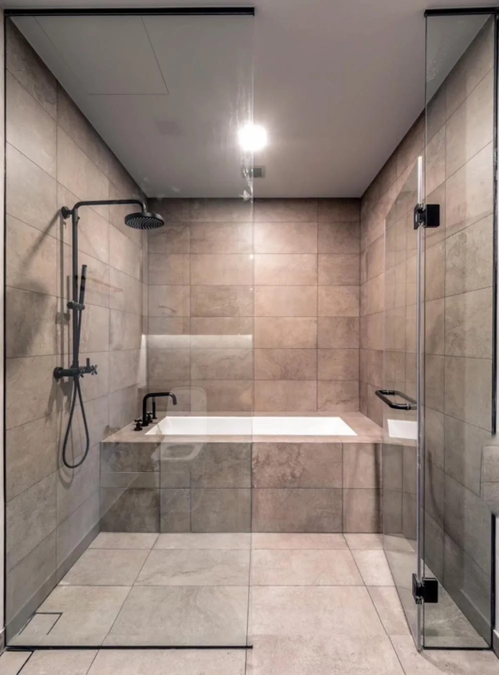 Property photos for The Lofts Asoke