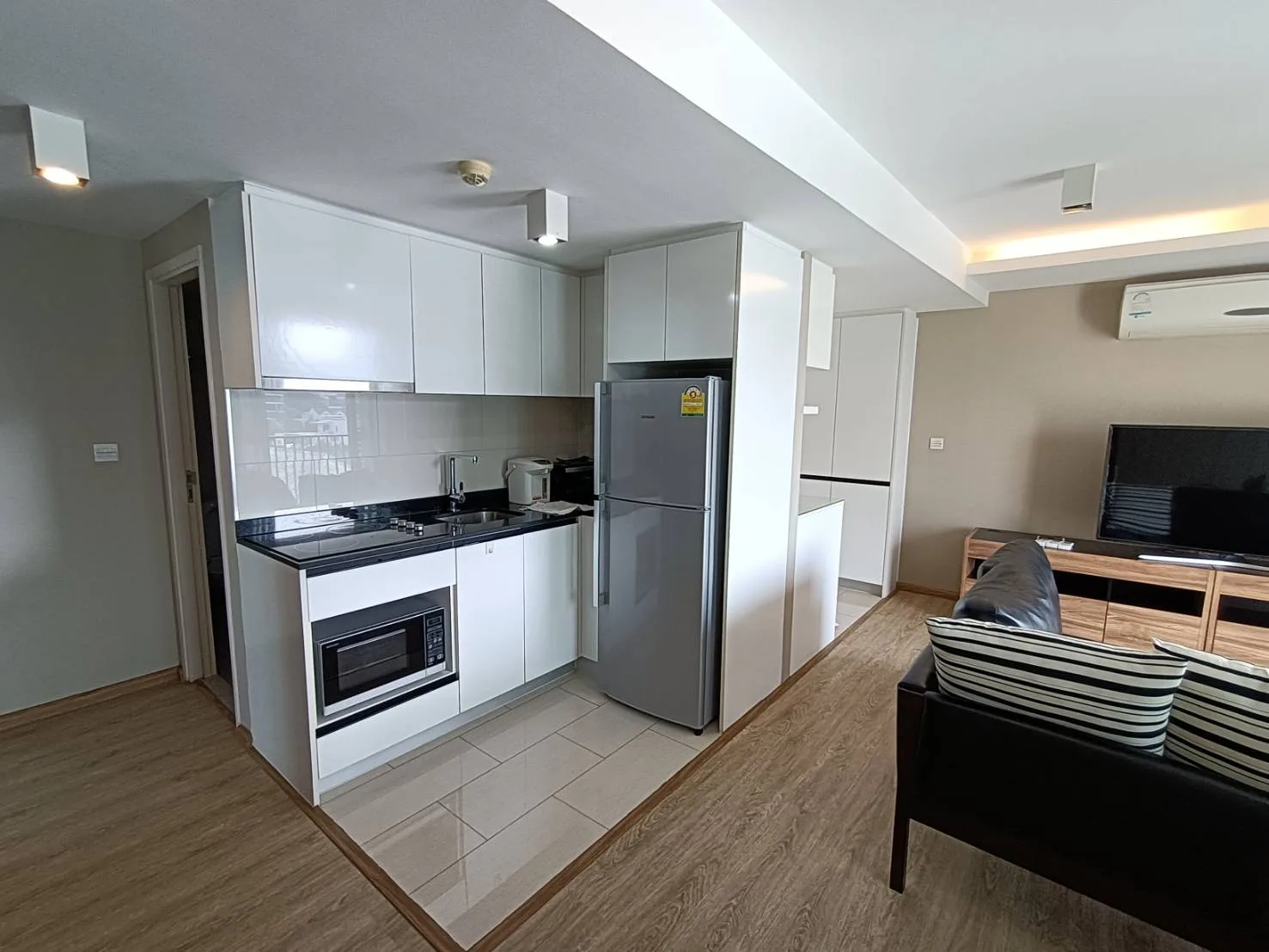 Property photos for Maestro 39