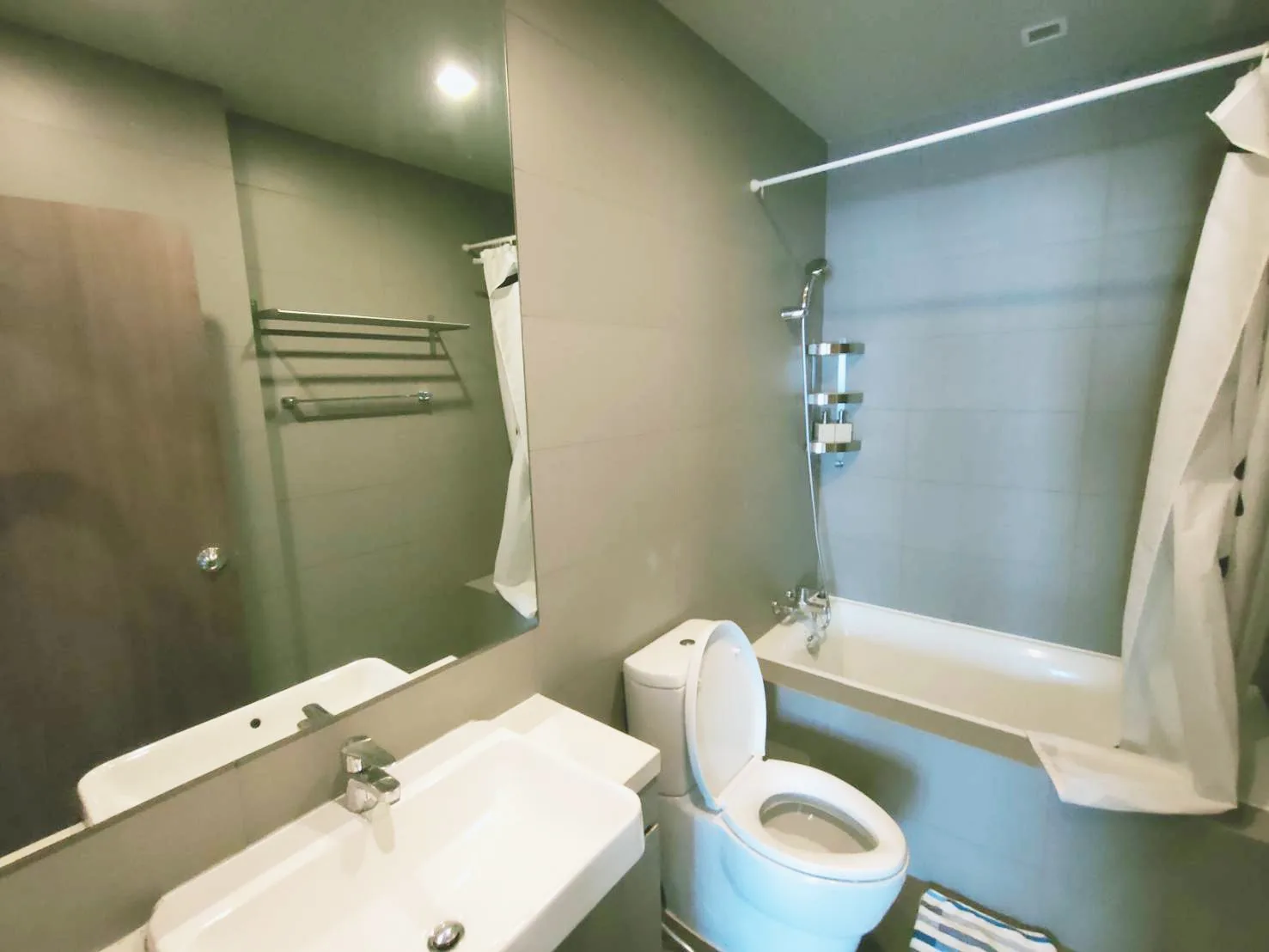 Property photos for Noble Revent