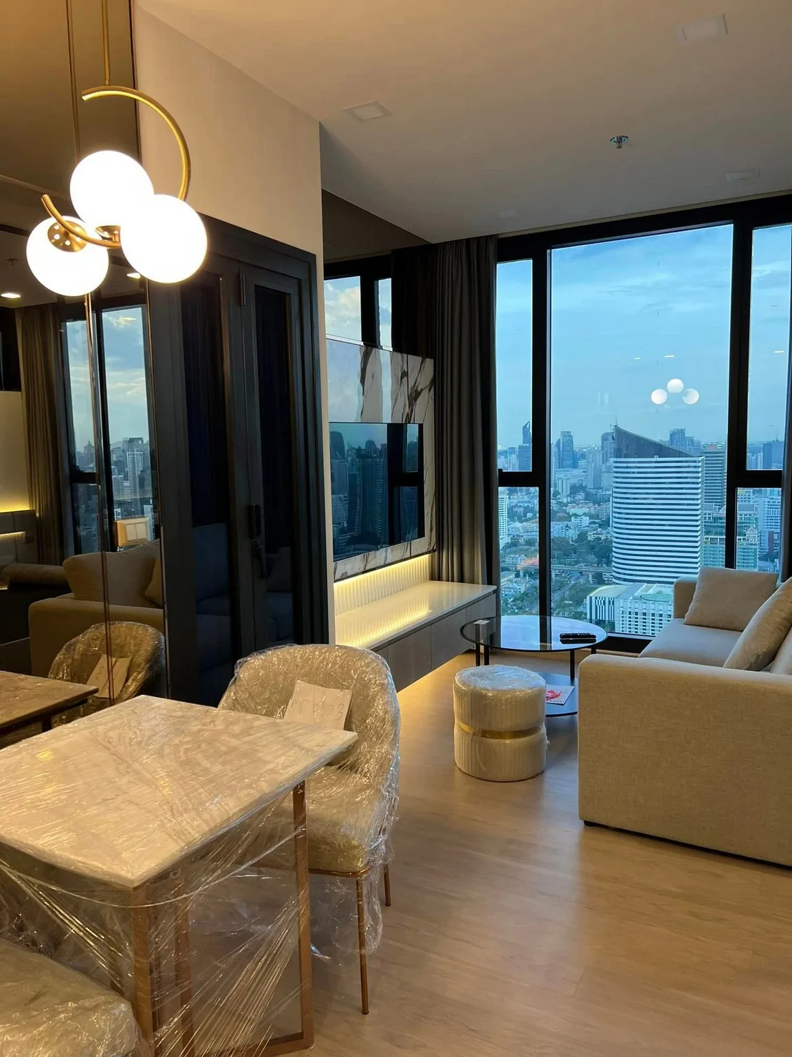 Property photos for One 9 Five Asoke - Rama 9