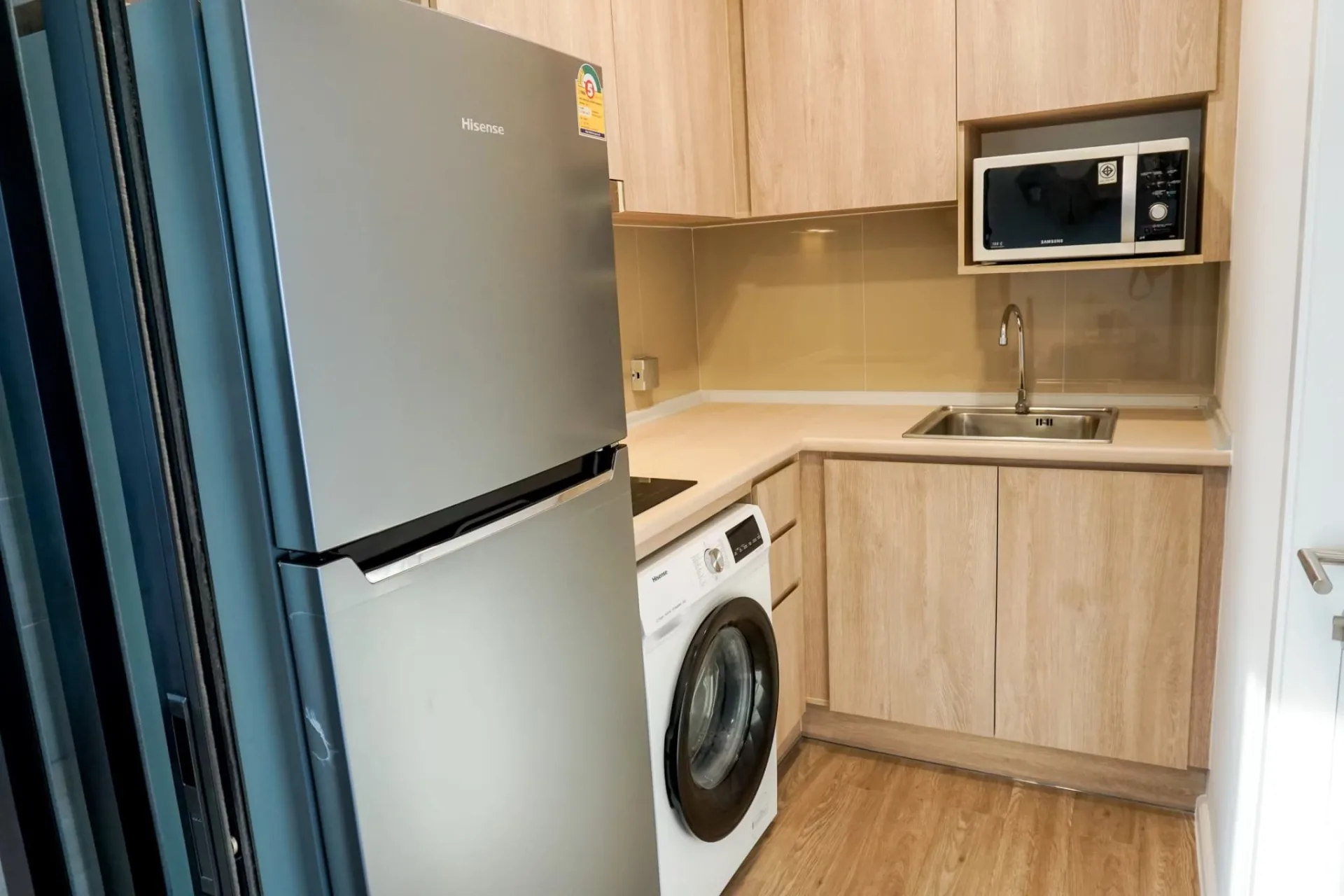 Property photos for Modiz Sukhumvit 50