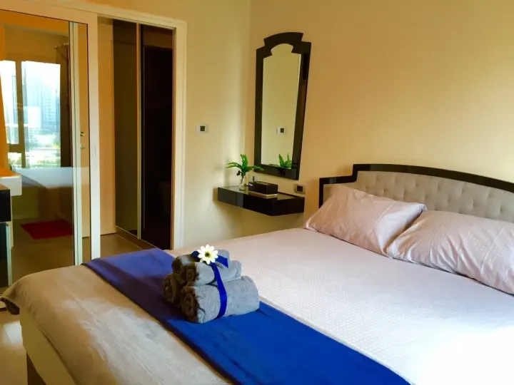 Property photos for The Crest Sukhumvit 34