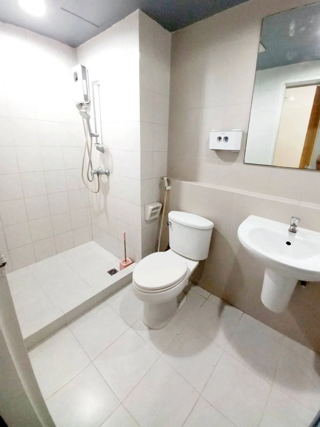 Property photos for Condo One Siam