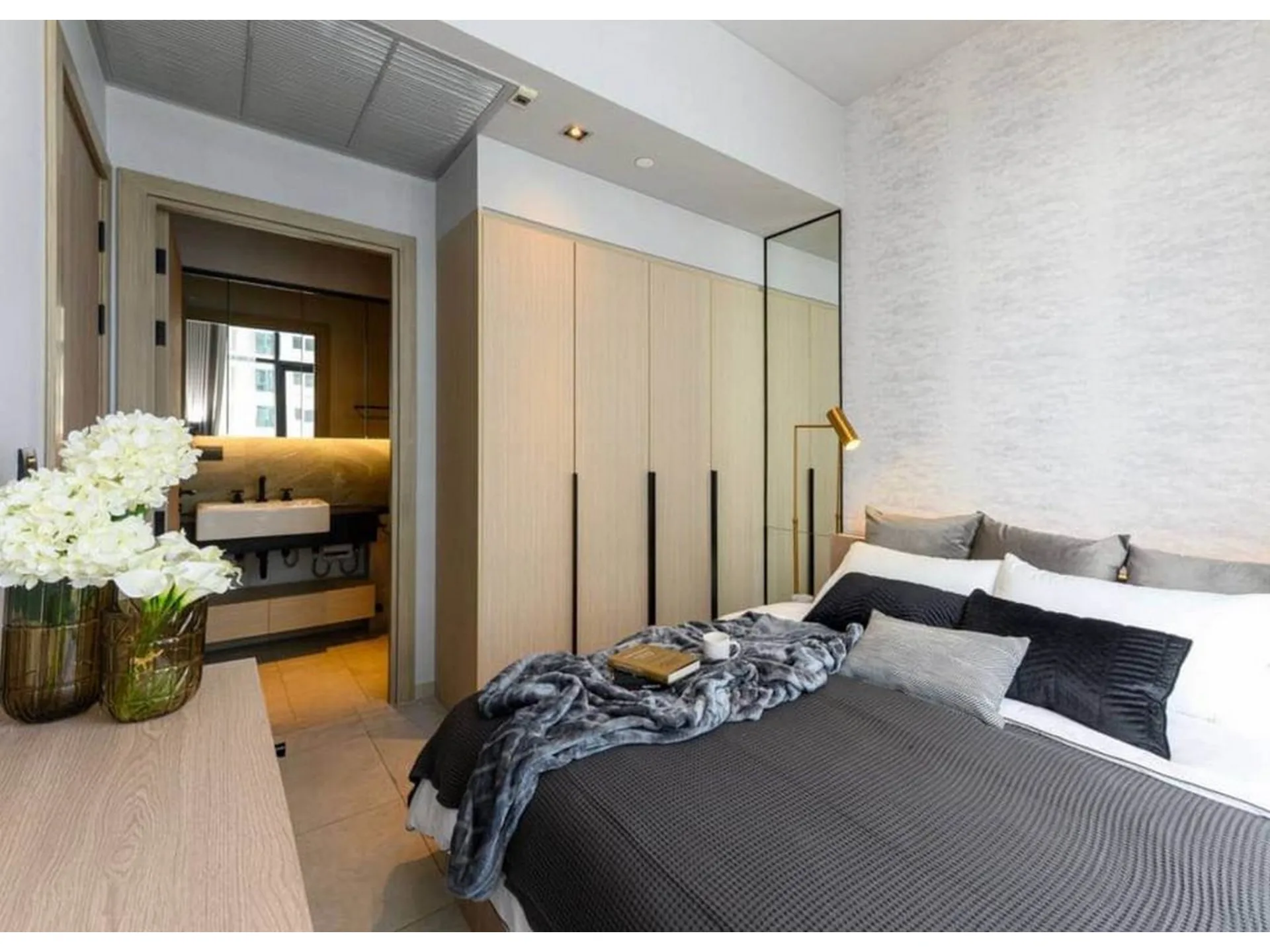 Property photos for The Lofts Asoke