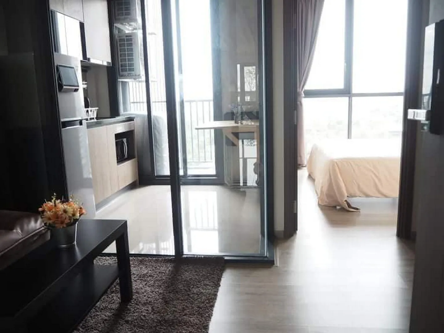 Property photos for The Line Wongsawang
