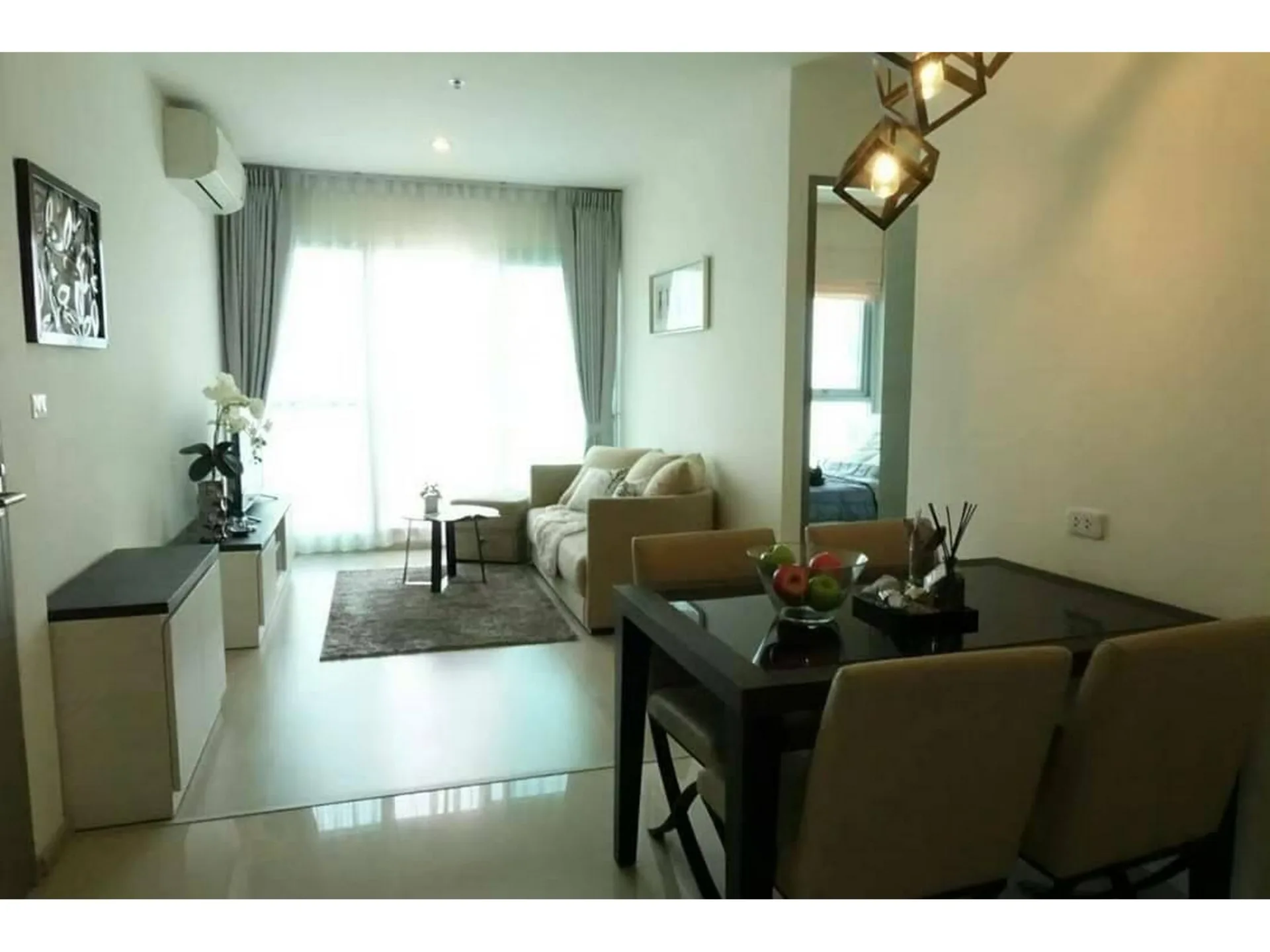 Property photos for Life Ratchadapisek