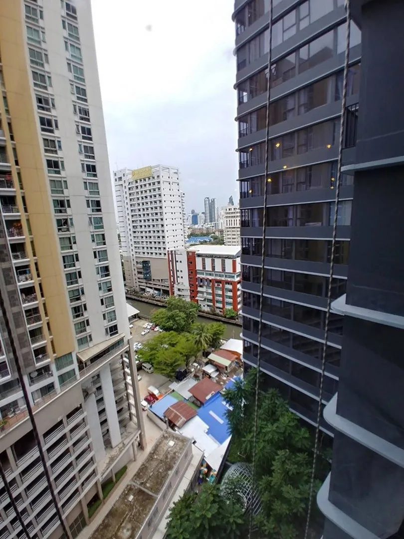 Property photos for Ideo Mobi Asoke