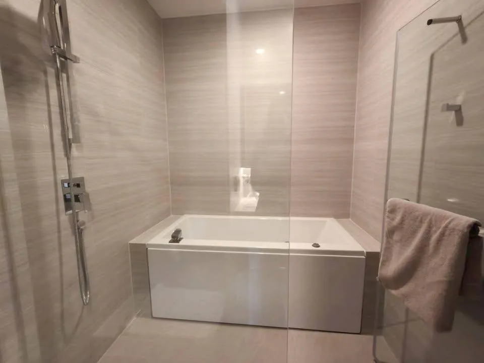 Property photos for Park Origin Thonglor