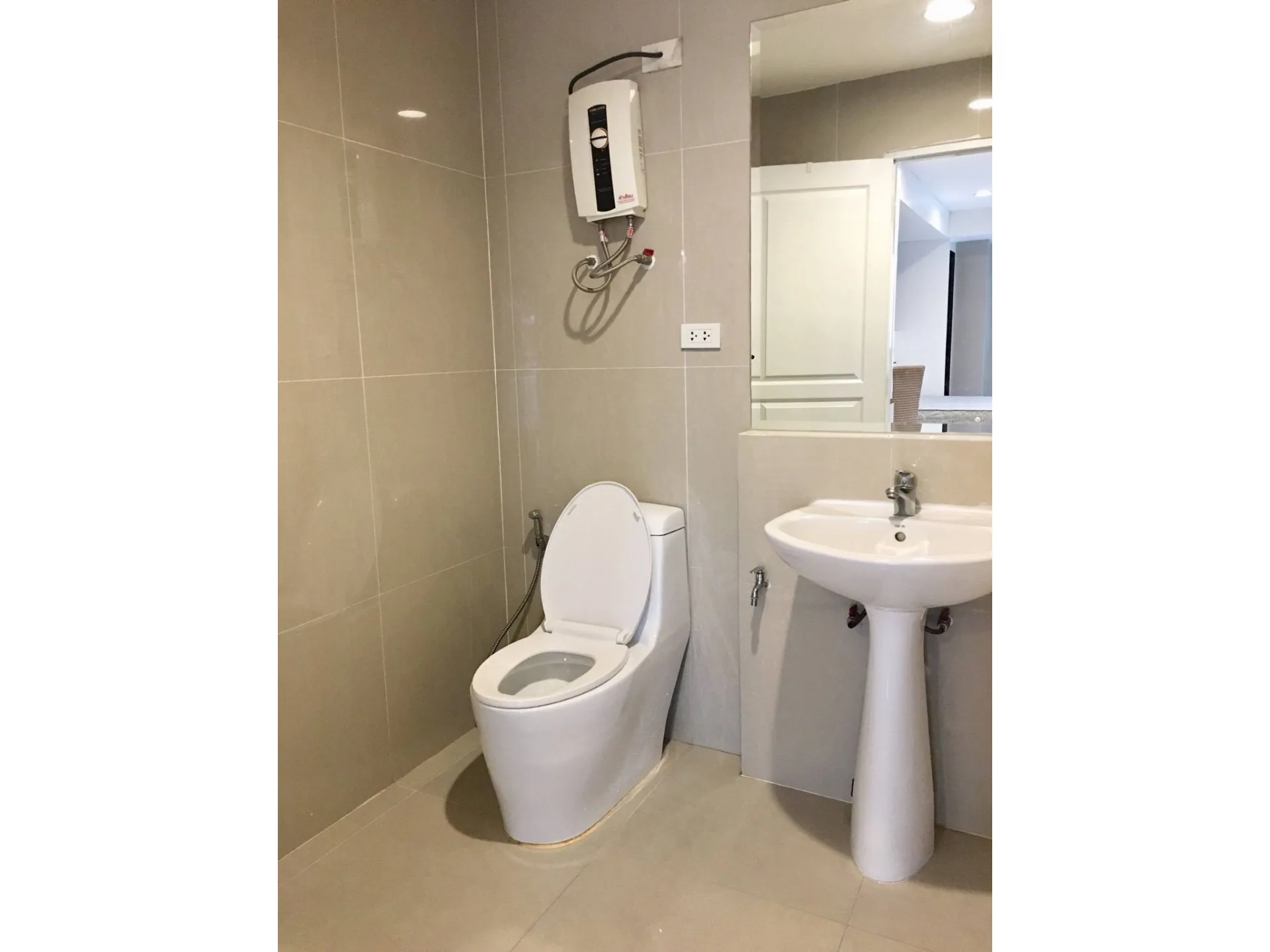 Property photos for The Waterford Diamond