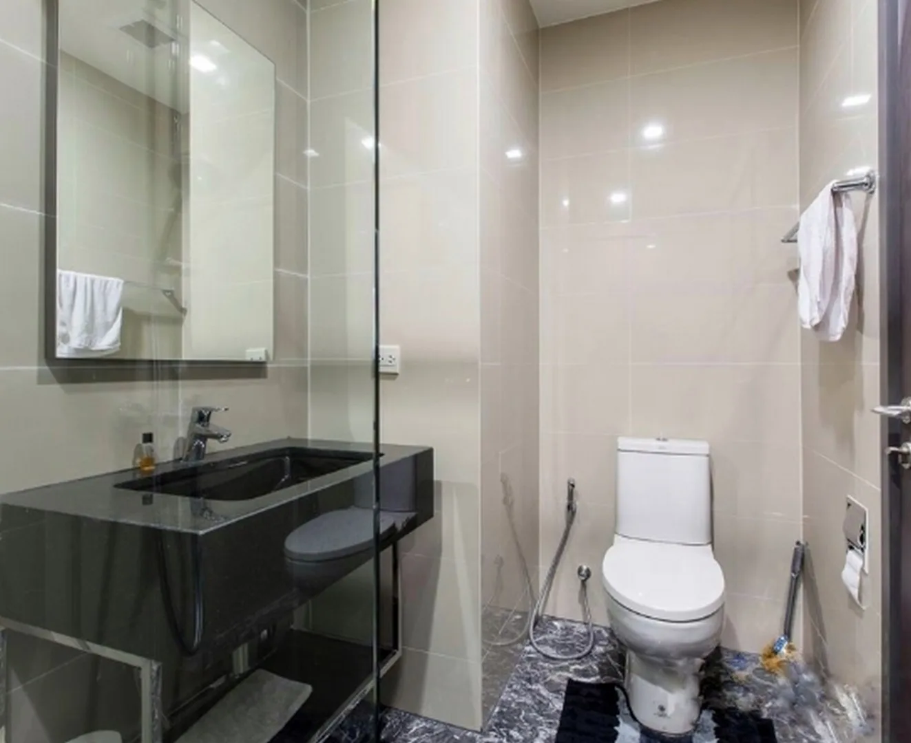 Property photos for Edge Sukhumvit 23