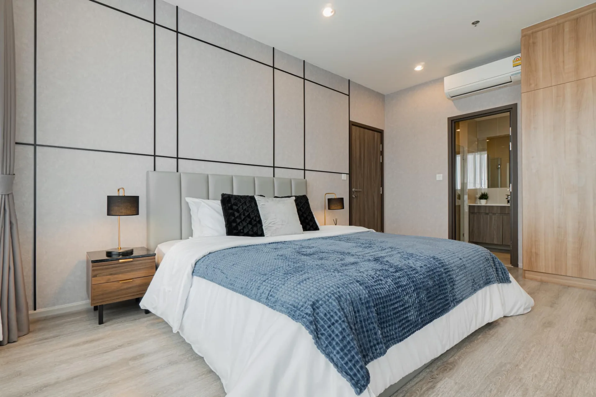 Property photos for IDEO Mobi Sukhumvit 66