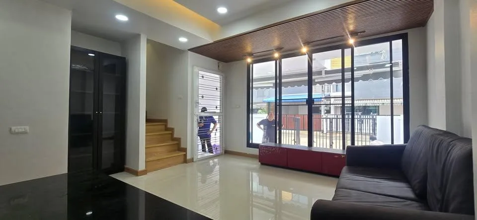 Property photos for Sarin Wiz Sukhumvit 107
