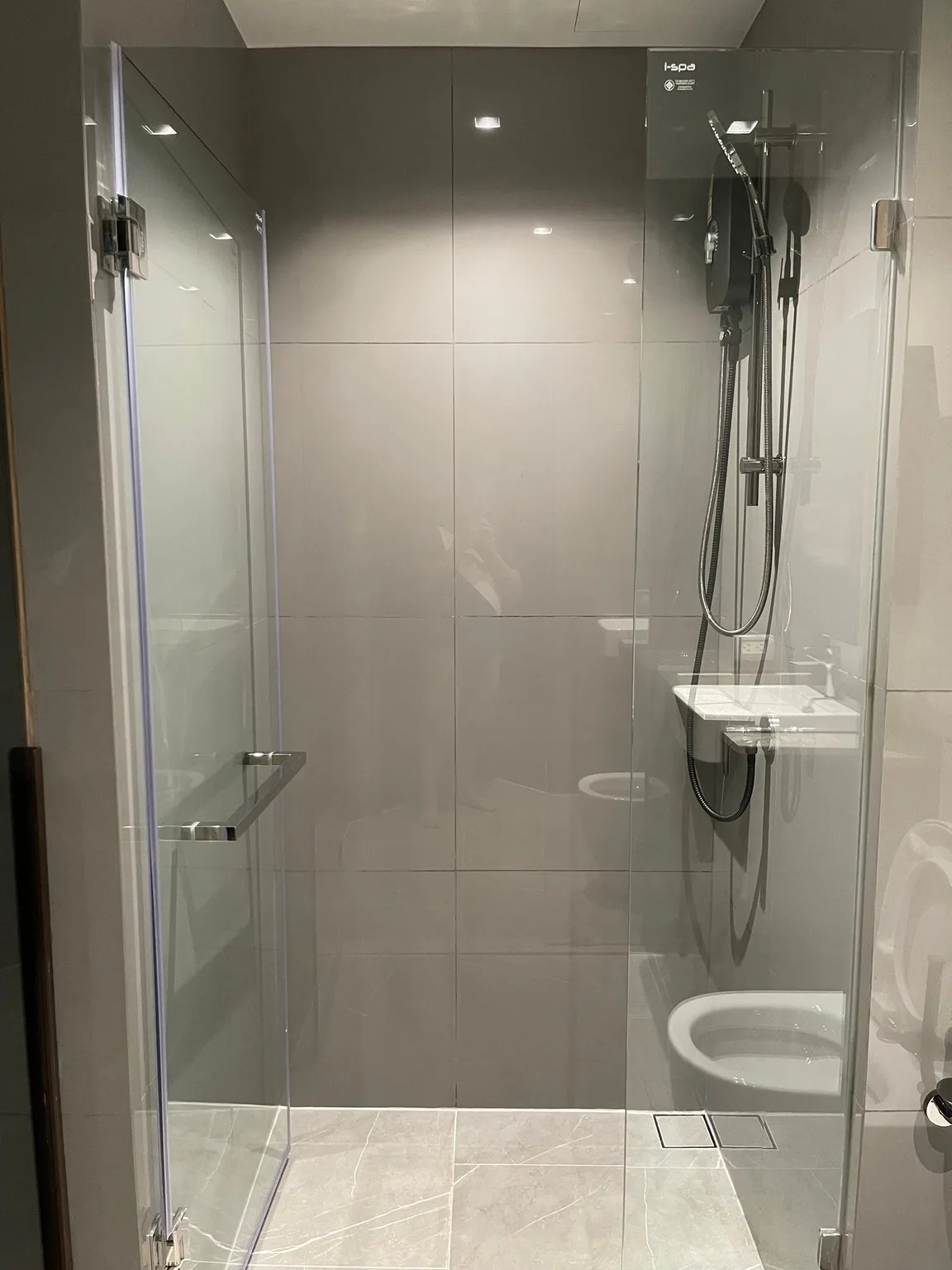 Property photos for Chapter Chula-samyan