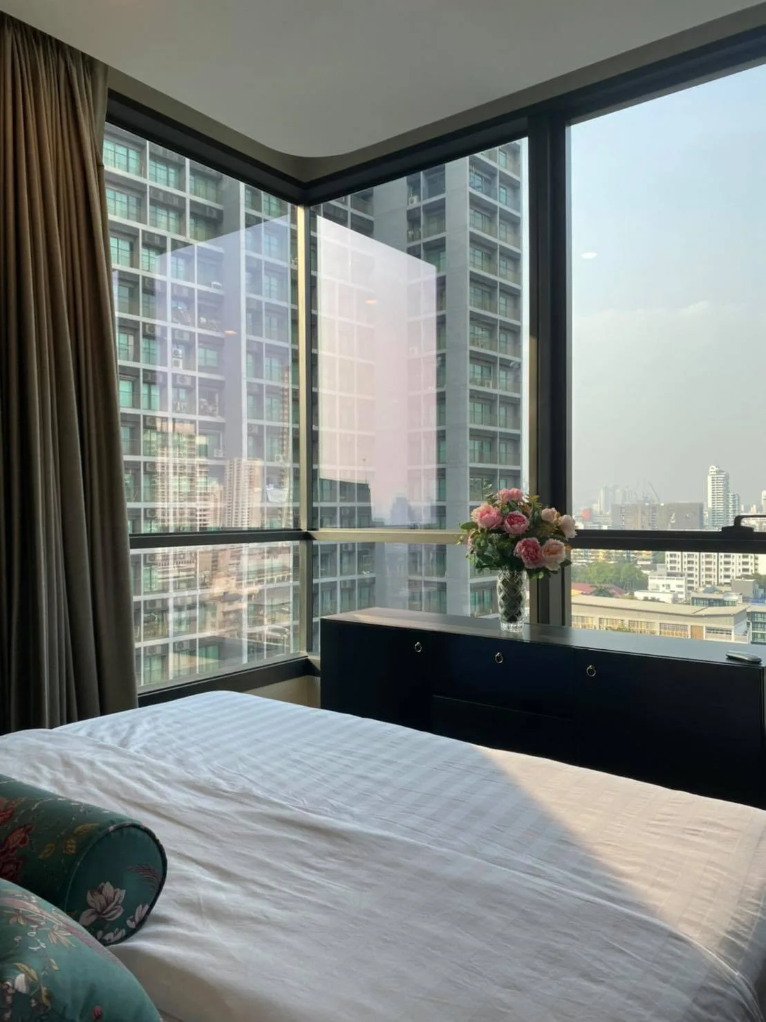 Property photos for The Esse Sukhumvit 36