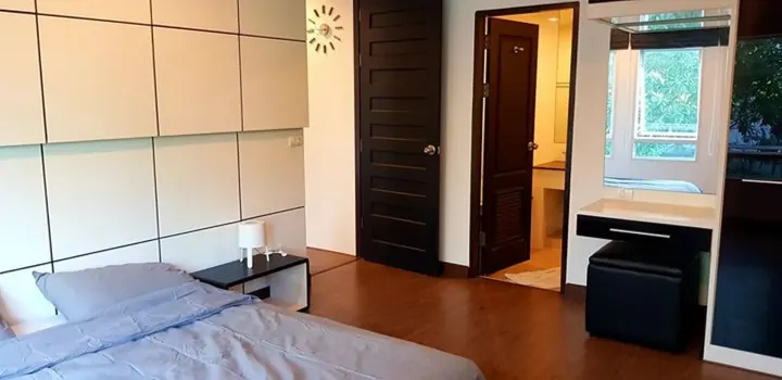 Property photos for The Amethyst Sukhumvit 39