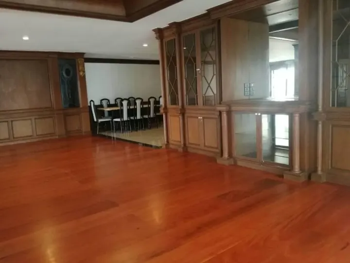 Property photos for Tower Park