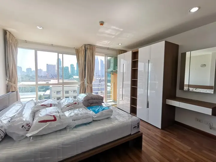 Property photos for PG Rama IX