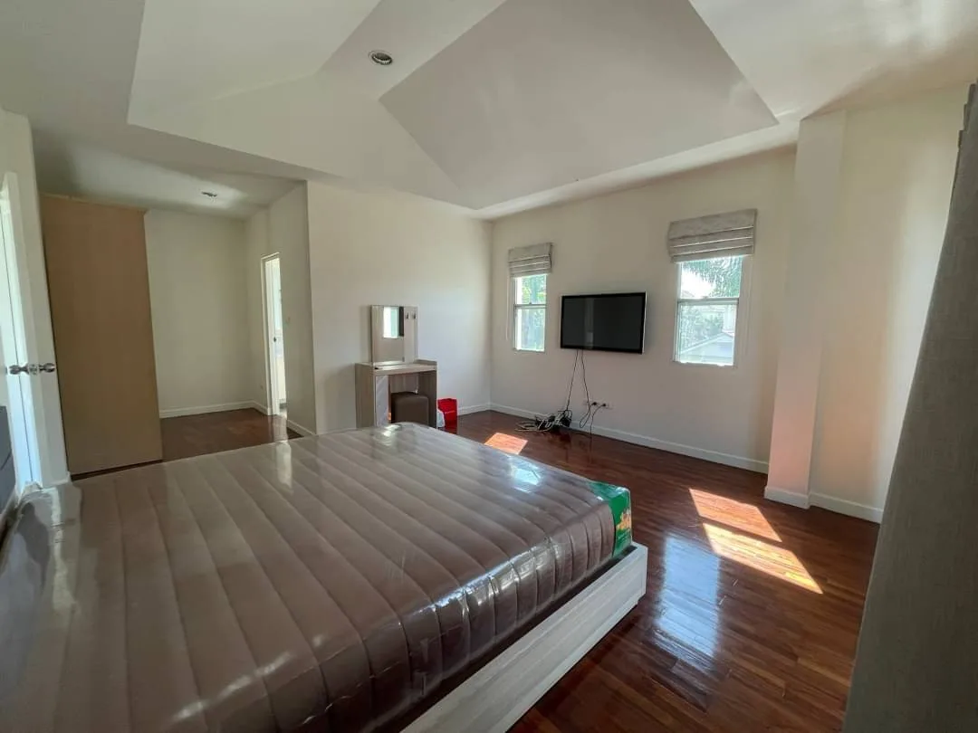 Property photos for Nantawan Rama 9 - Onnut