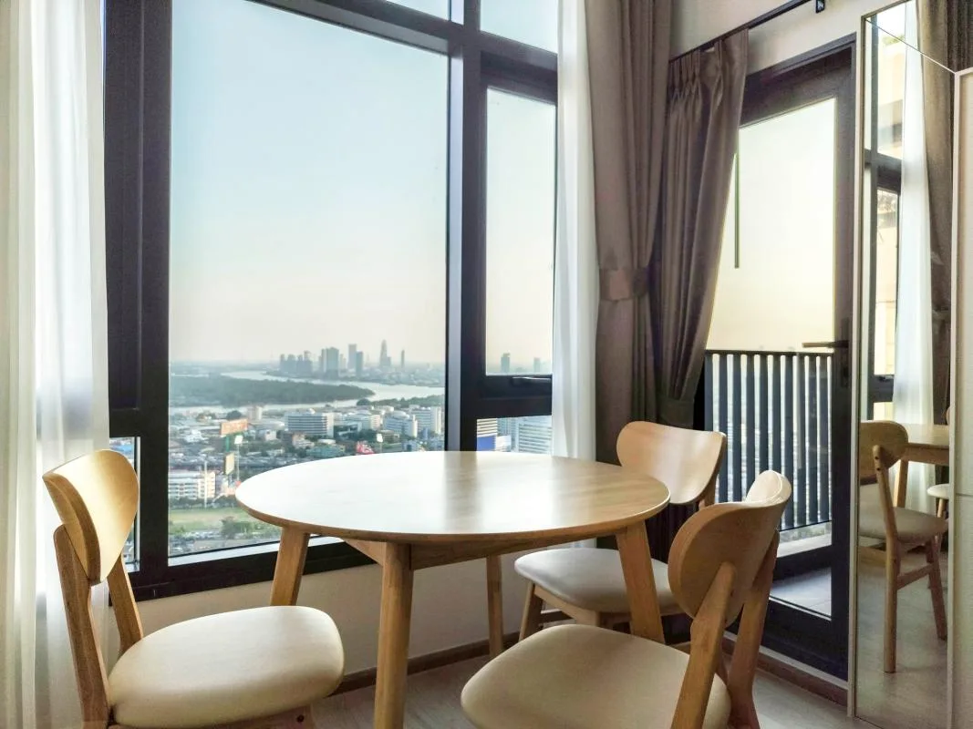 Property photos for Life Rama 4 - Asoke