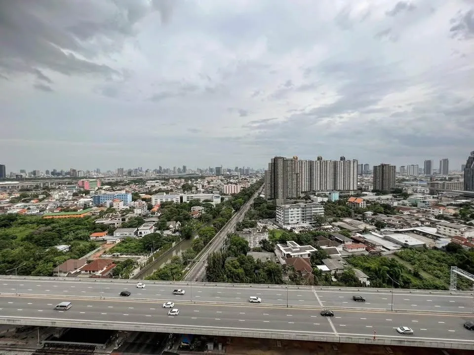 Property photos for Metro Sky Prachachuen