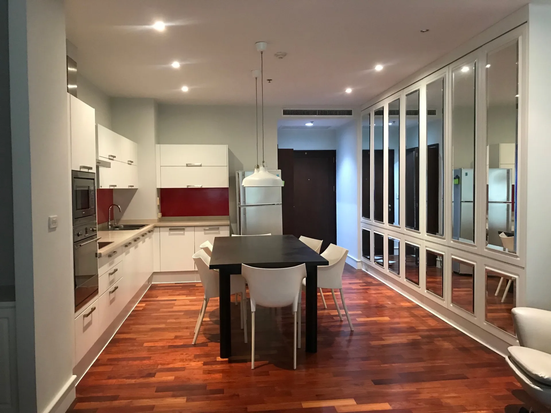 Property photos for Noble Ora