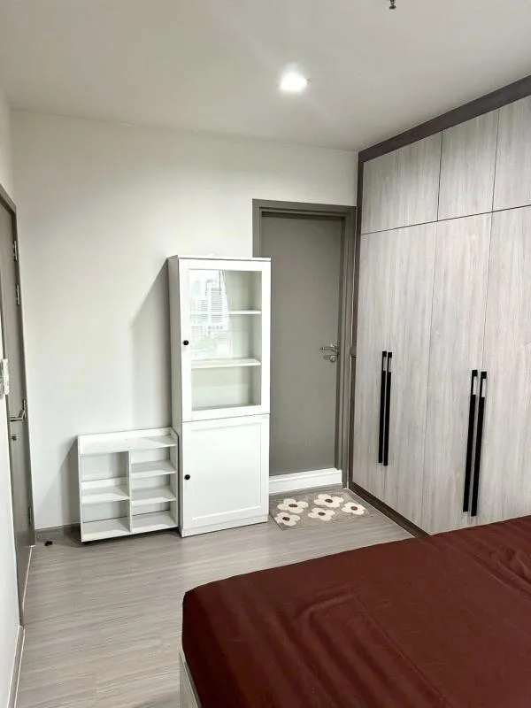 Property photos for Life Asoke Hype