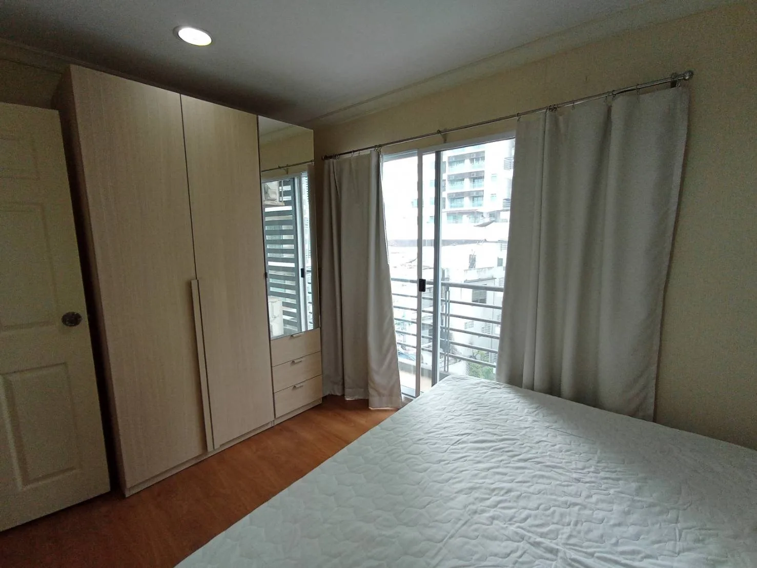 Property photos for Lumpini Suite Sukhumvit 41