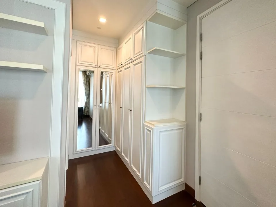 Property photos for Ivy Thonglor