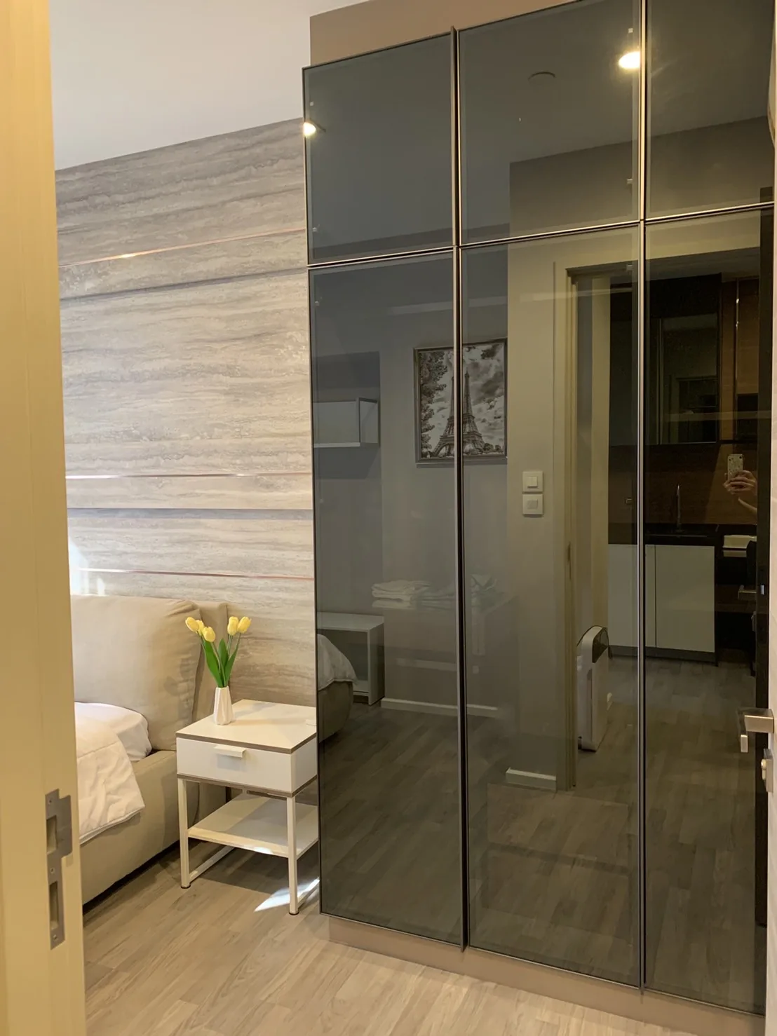 Property photos for The Room Sathorn - St.Louis