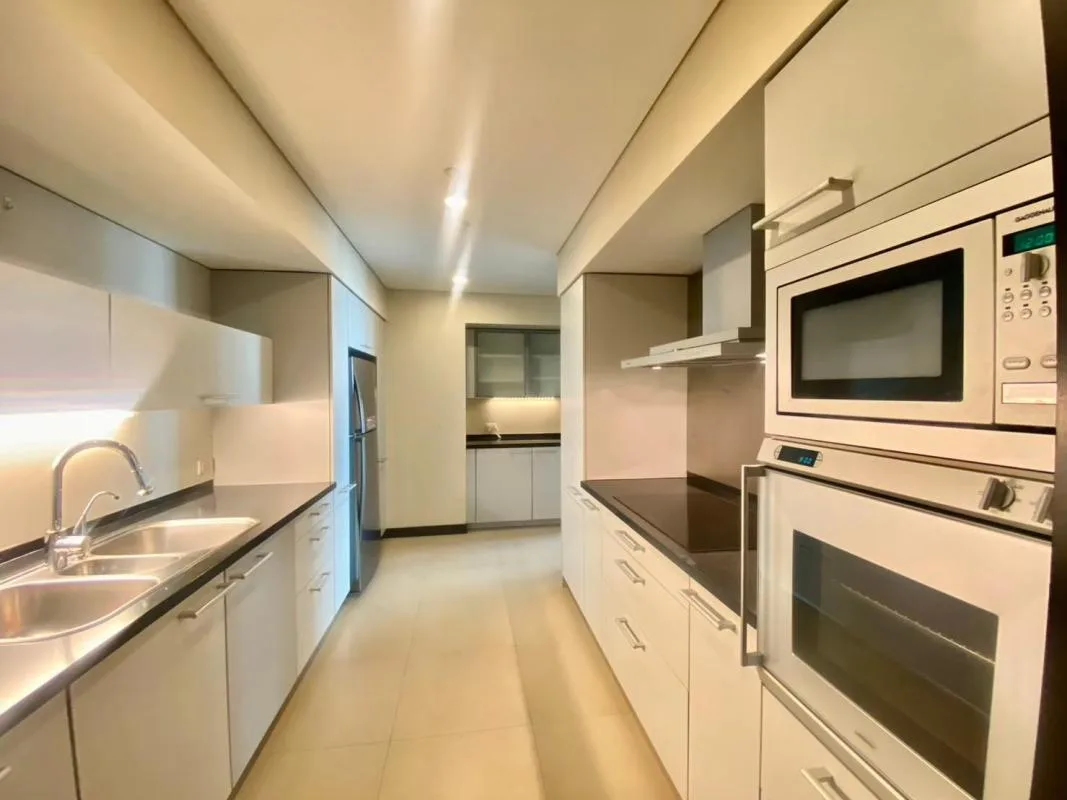 Property photos for The Park Chidlom
